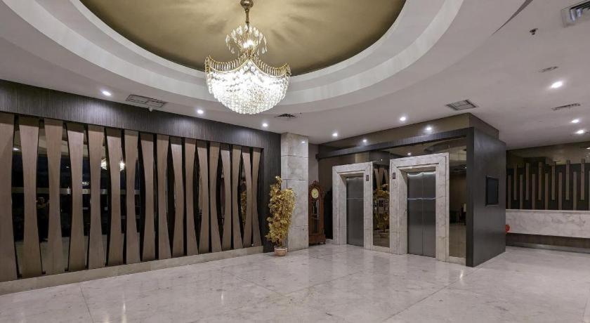Horison Hotel Pematang Siantar Экстерьер фото